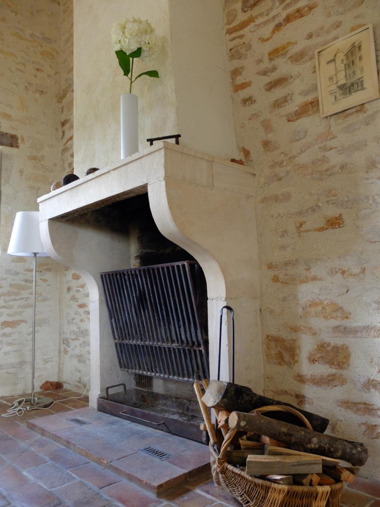 Une Maison De Campagne En Bourgogne Du Sud Tournus Bagian luar foto